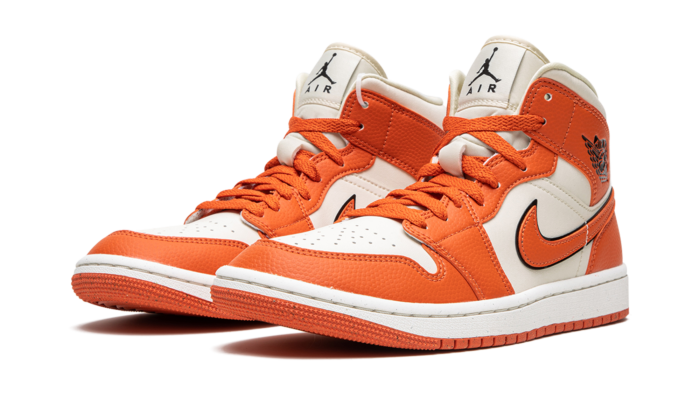AIR JORDAN 1 MID SE WMNS 2