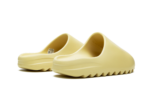 Yeezy Slide 3