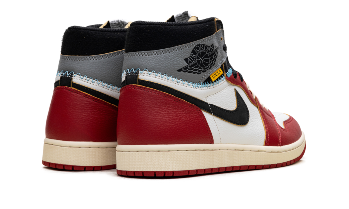 Air Jordan 1 Retro High OG 3