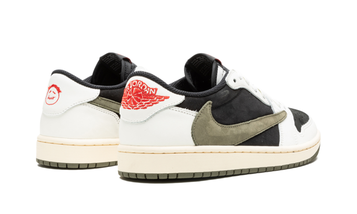 AIR JORDAN 1 LOW OG WMNS 3