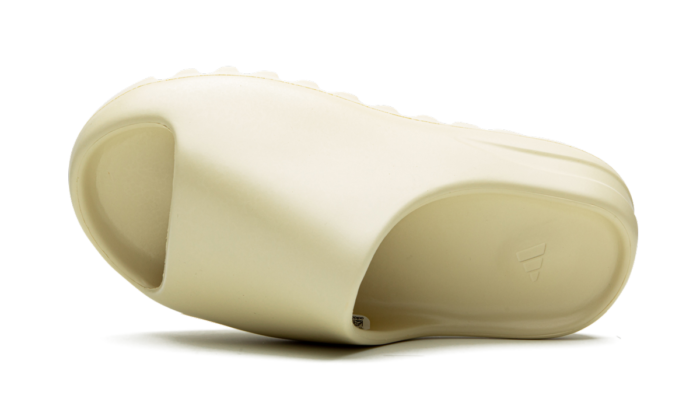 Yeezy Slide 5